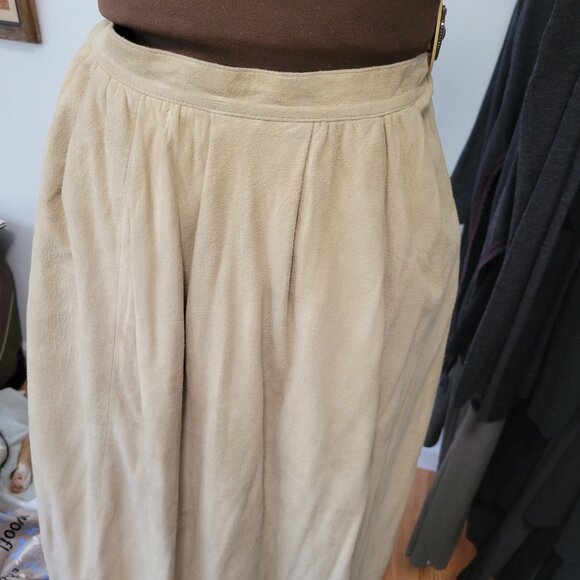 Vintage 90's Anne Klein II Real Suede Gathered Full Skirt Size Small - Picture 3 of 9